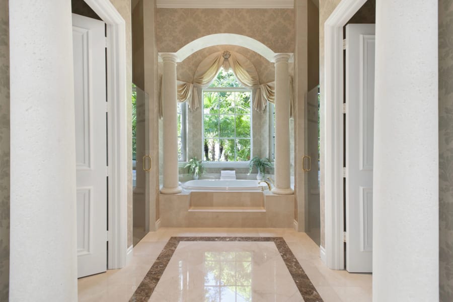 8495 Twin Lake Drive | Boca Raton, Florida | Luxury Real Estate