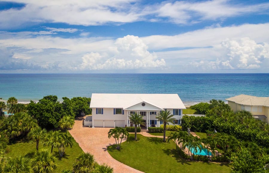 908 Holoma Drive | Vero Beach, FL | Luxury Real Estate