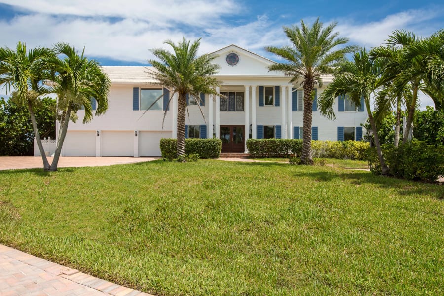 908 Holoma Drive | Vero Beach, FL | Luxury Real Estate