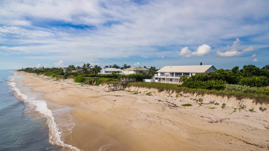 908 Holoma Drive | Vero Beach, FL | Luxury Real Estate