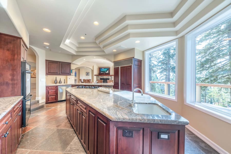 949 Fairview Boulevard | Lake Tahoe, NV | Luxury Real Estate