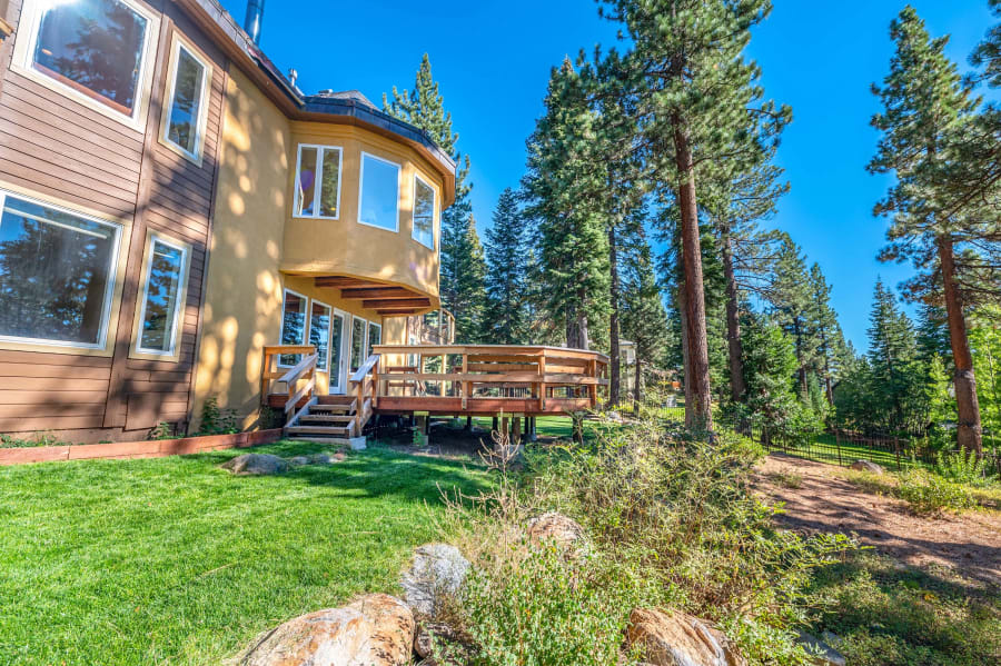 949 Fairview Boulevard | Lake Tahoe, NV | Luxury Real Estate