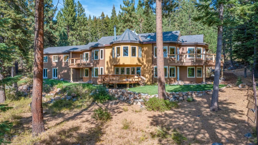 949 Fairview Boulevard | Lake Tahoe, NV | Luxury Real Estate