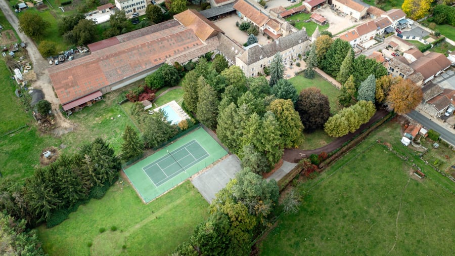 Château de Fleurville in Southern Burgundy, France | Luxury Real Estate | Concierge Auctions