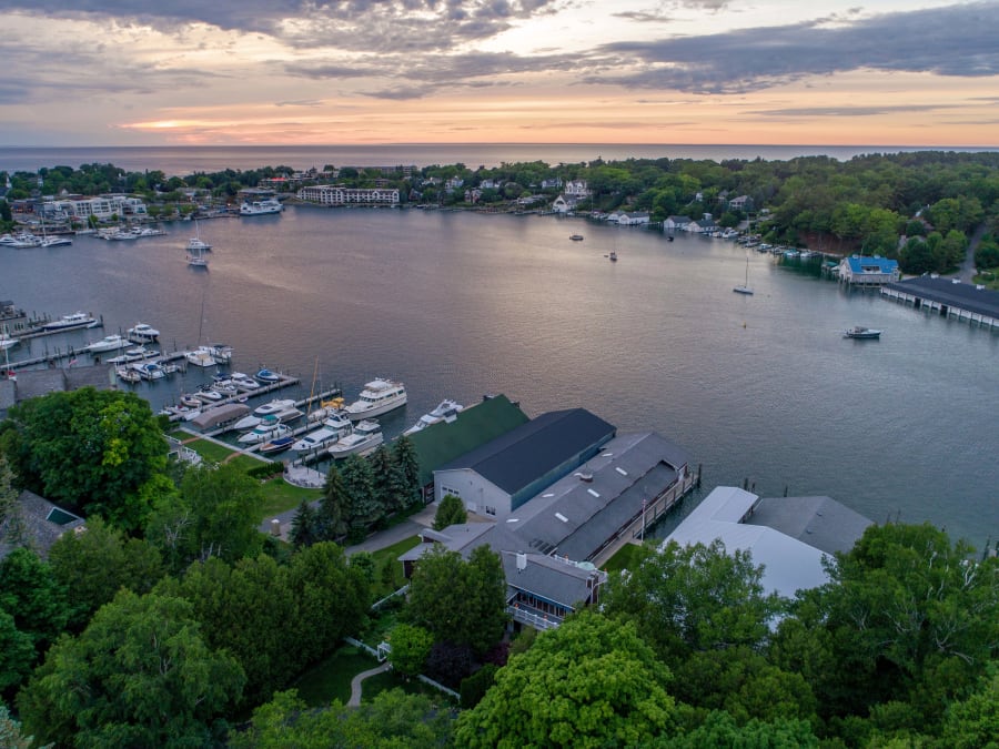 Charlevoix, MI | Luxury Real Estate