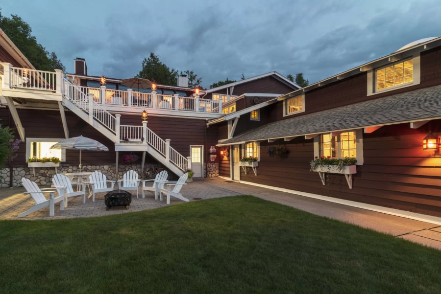 Charlevoix, MI | Luxury Real Estate