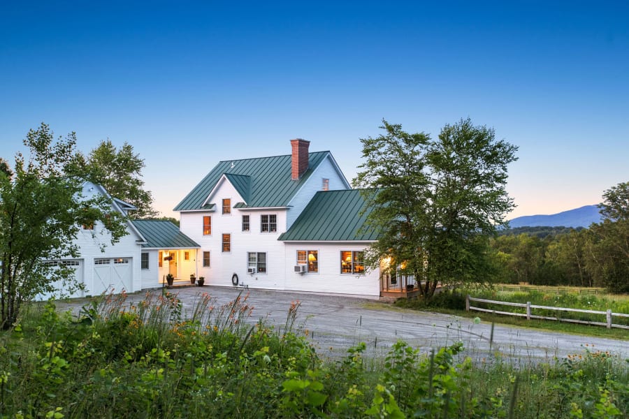 Black Dog Farm | 593 Lear Hill Road | Near Sunapee, New Hampshire | Luxury Real Estate