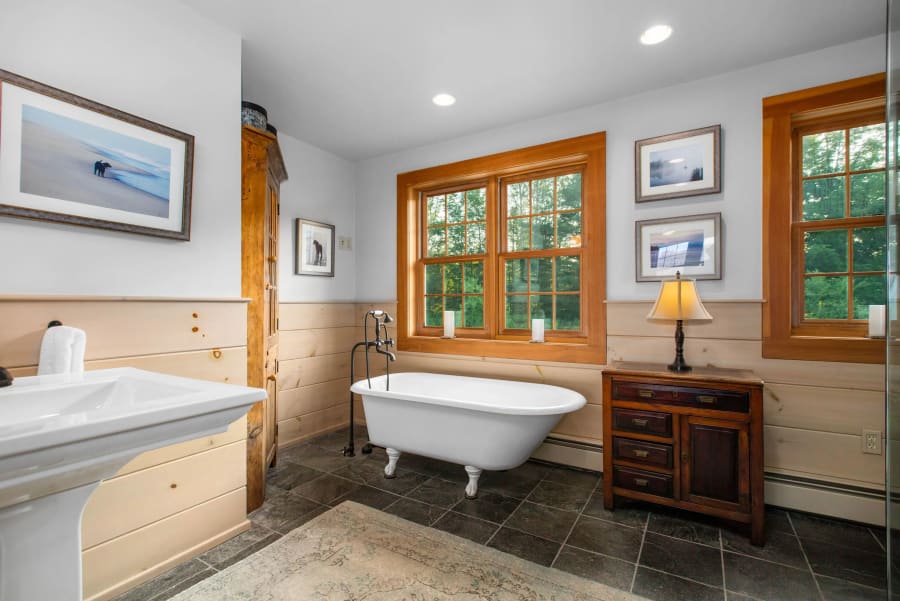 Black Dog Farm | 593 Lear Hill Road | Near Sunapee, New Hampshire | Luxury Real Estate