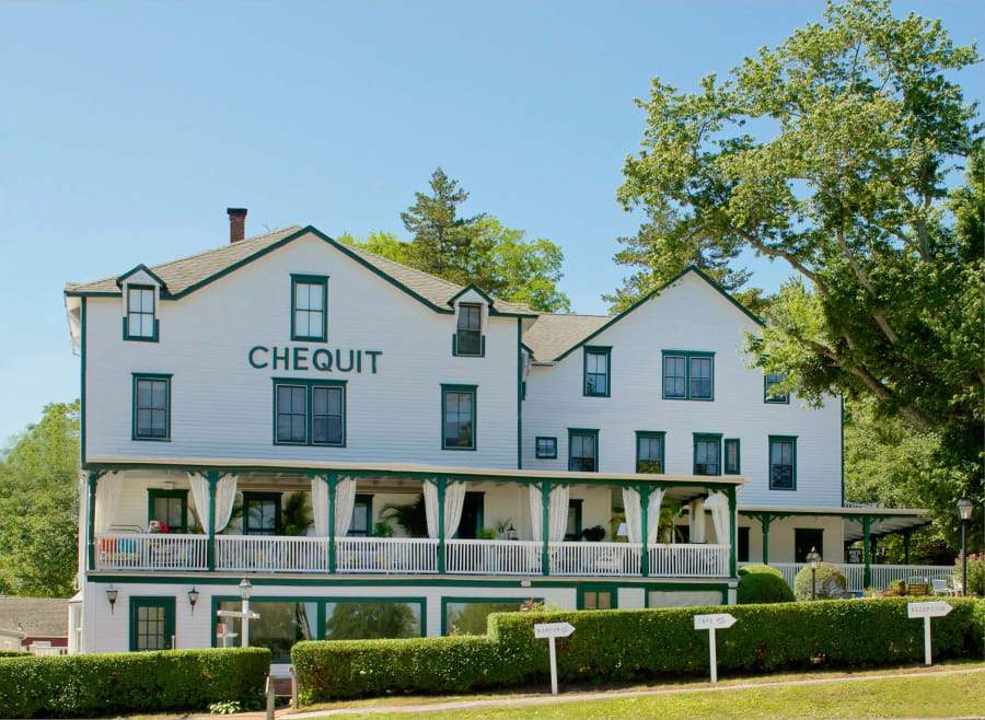 The Chequit Inn | The Hamptons, NY | Luxury Real Estate