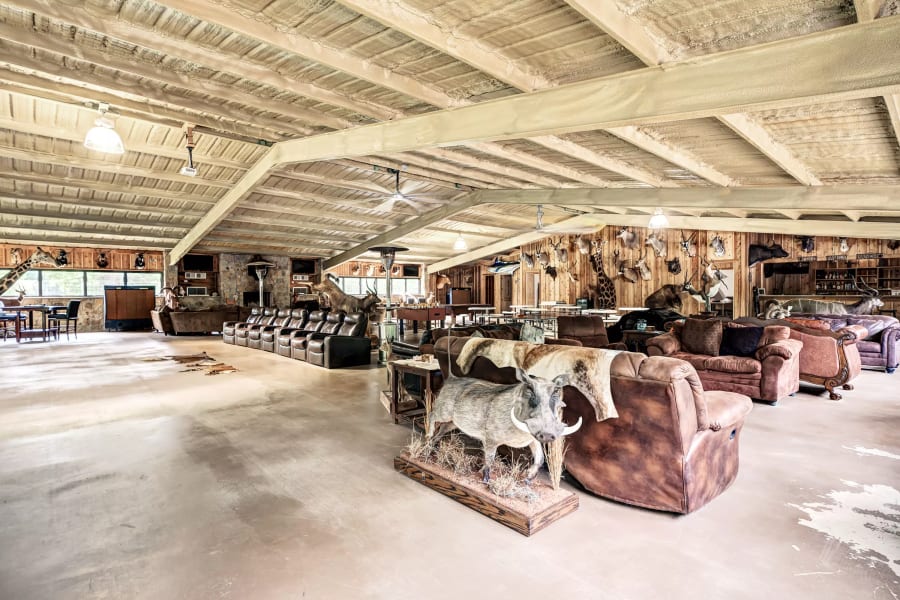 Ford Family Ranch | 877 SW CR 3250 | Winnsboro, Texas | Luxury Real Estate