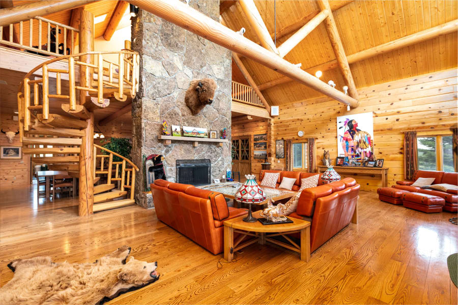 Holy Cow Ranch | Sheridan, Wyoming | Luxury Real Estate