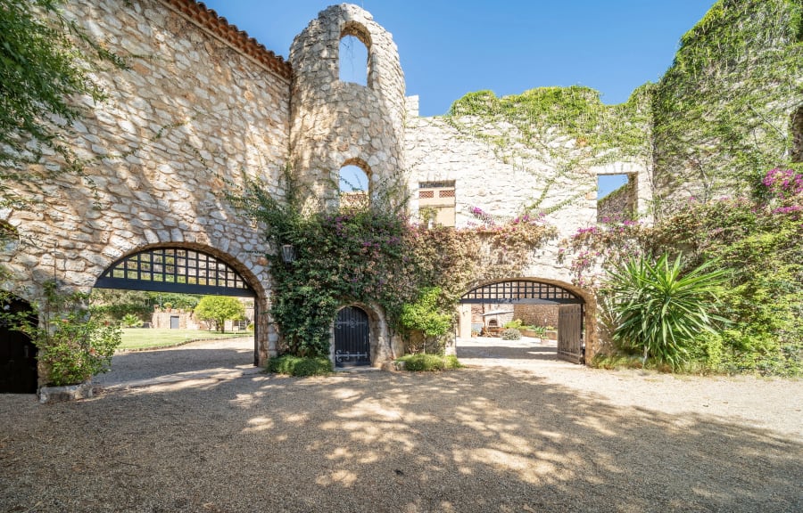 La Carriere | Côte d’Azur, France | Luxury Real Estate