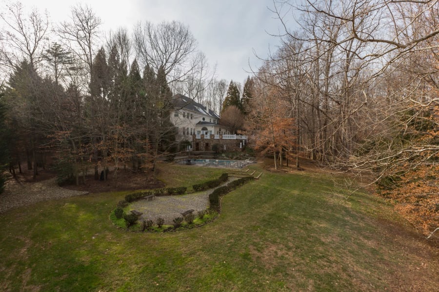 9731 Sorrel Avenue | Potomac, MD | Luxury Real Estate