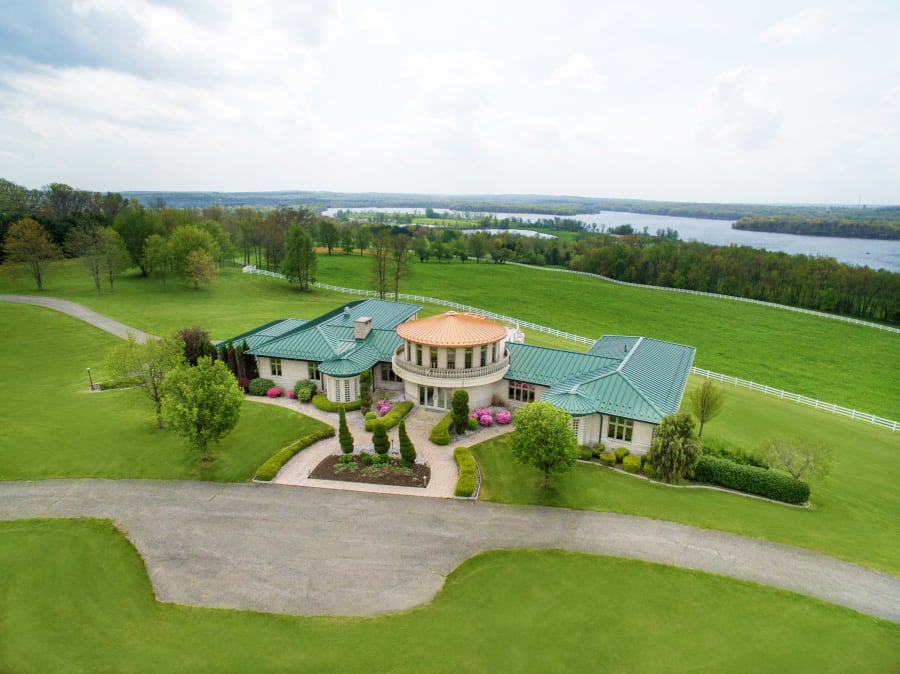 101 Carrier Road | Transfer, Pennsylvania | Luxury Real Estate