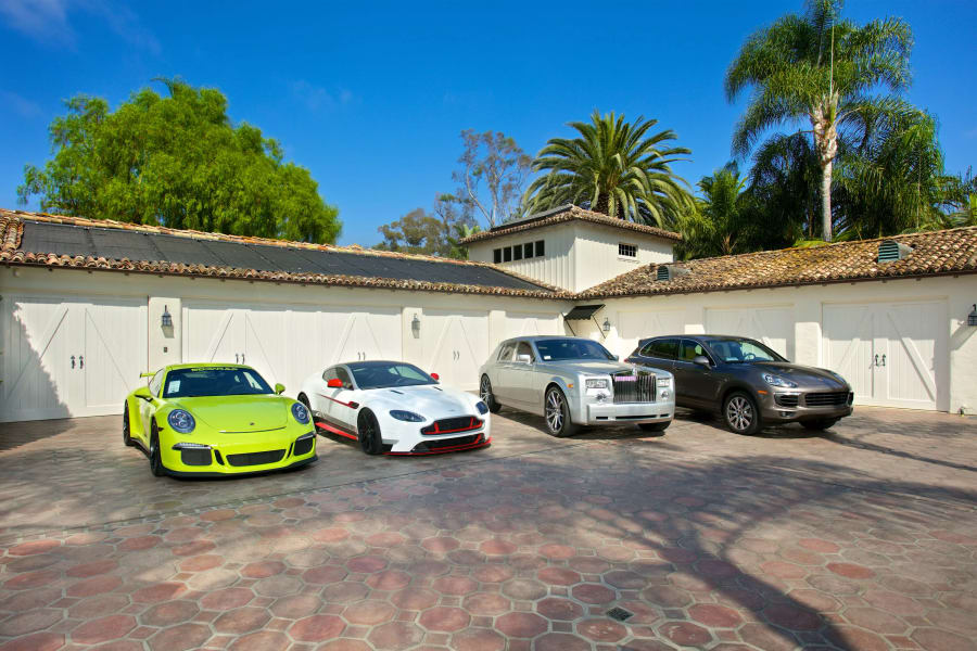 Hacienda de las Palmas | Rancho Santa Fe, CA | Luxury Real Estate