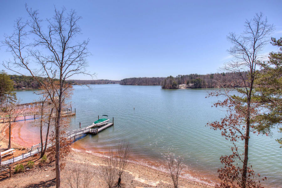 180 Eagle Chase Lane | Lake Norman, NC | Luxury Real Estate