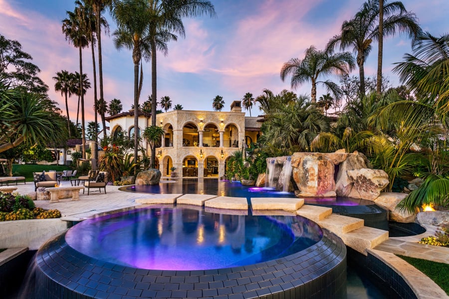 18127 Via Roswitha | Rancho Santa Fe, CA | Luxury Real Estate