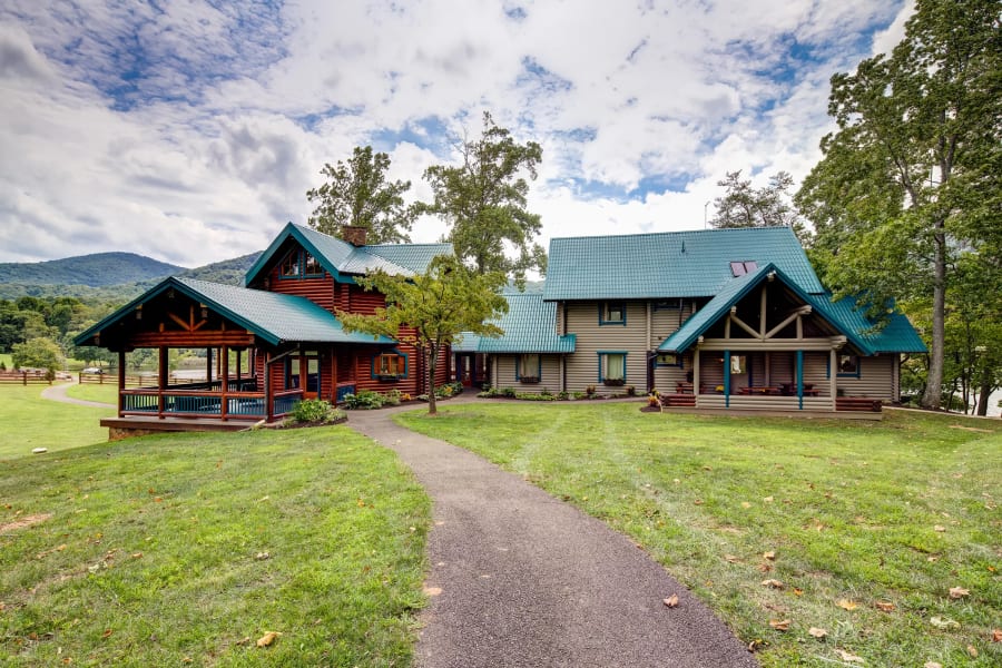 Falling Waters Mountain Lodge | 275 Kennemur Rd | Luxury Real Estate