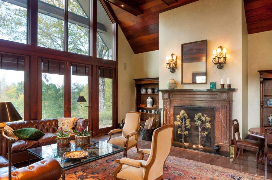 GreatViews | 1095 Eastman Rd | Luxury Real Estate