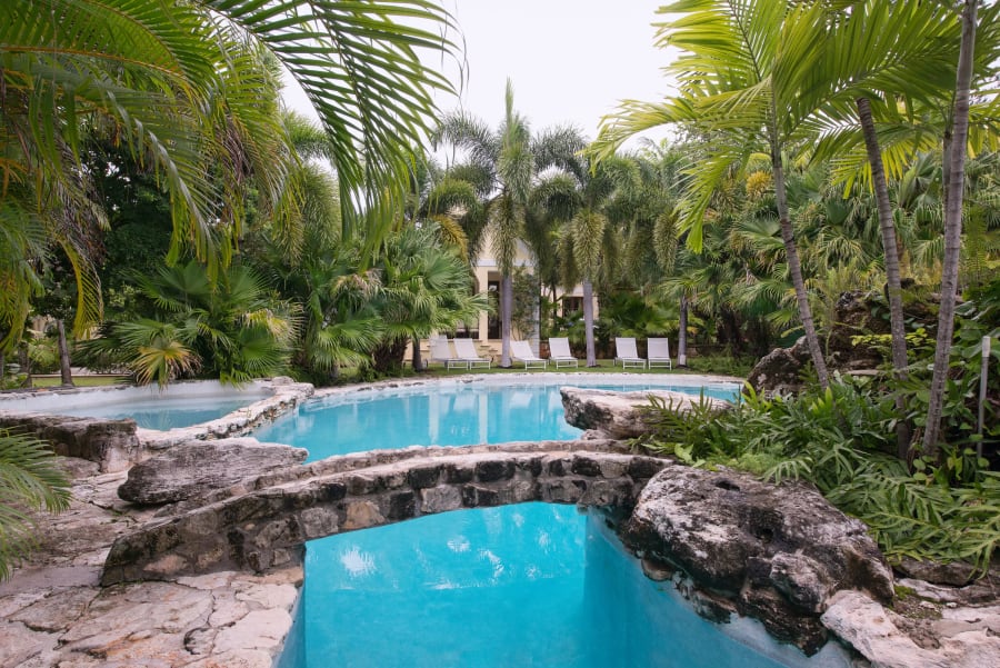 Kilkee House | Paradise Island, Nassau, Bahamas | Luxury Real Estate