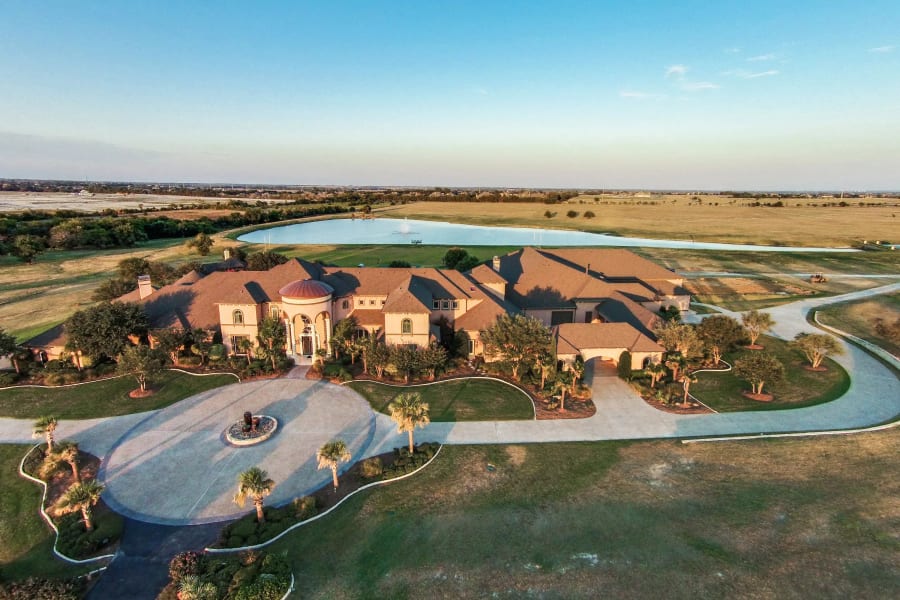 The Lone Star On Preston | 1280 N Preston Rd | Luxury Real Estate