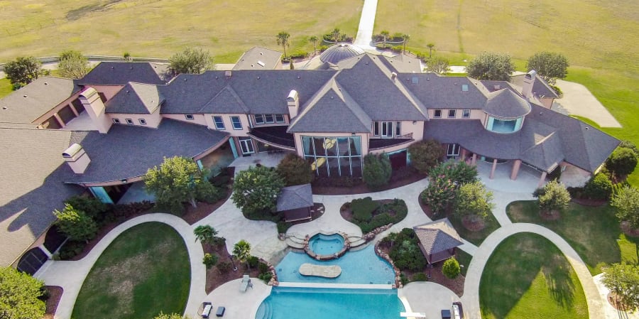 The Lone Star On Preston | 1280 N Preston Rd | Luxury Real Estate