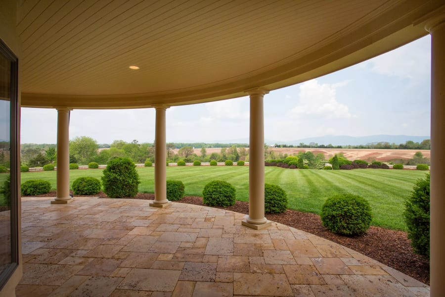 View Top Estate | 2250 Fredericksburg Road | Luxury Real Estate