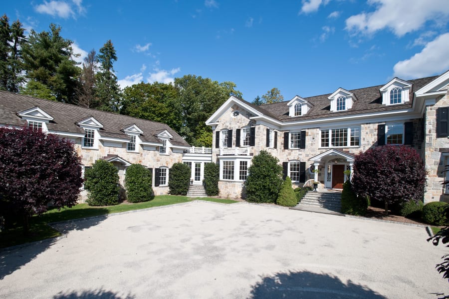 822 North Street | Greenwich, Connecticut | Luxury Real Estate