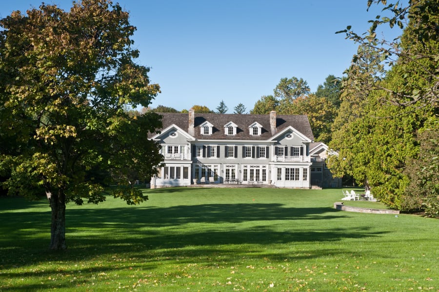 822 North Street | Greenwich, Connecticut | Luxury Real Estate