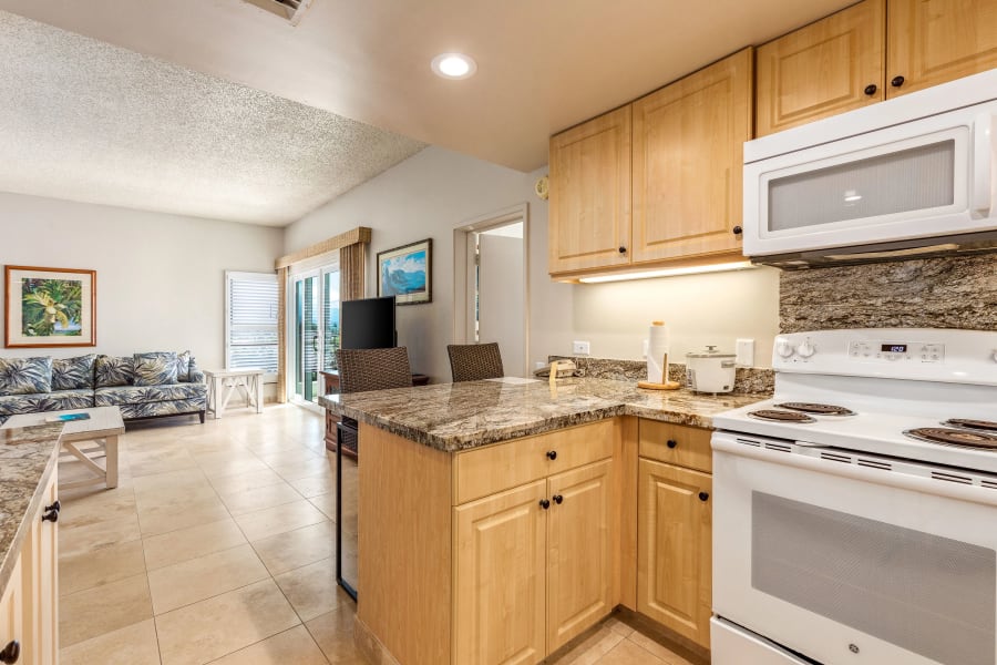 75-6040 ‌Alii ‌Drive ‌#706 | ‌Kailua ‌Kona, ‌HI | Luxury Real Estate