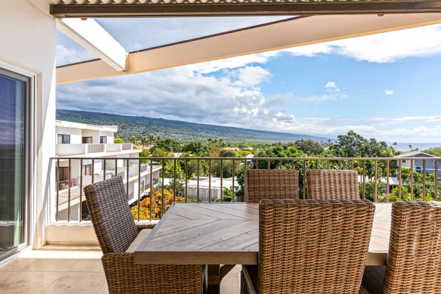 75-6040 ‌Alii ‌Drive ‌#706 | ‌Kailua ‌Kona, ‌HI | Luxury Real Estate