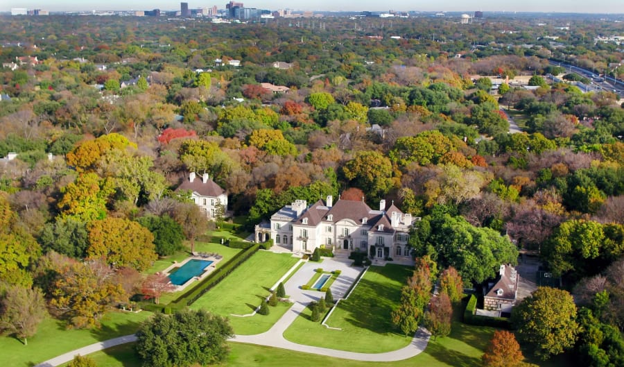 Walnut Place | Dallas, Texas | Luxury Real Estate