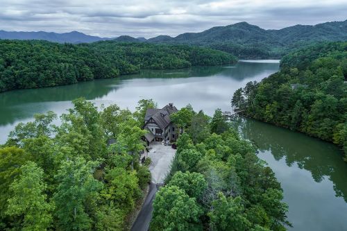 410 Lakewood Drive