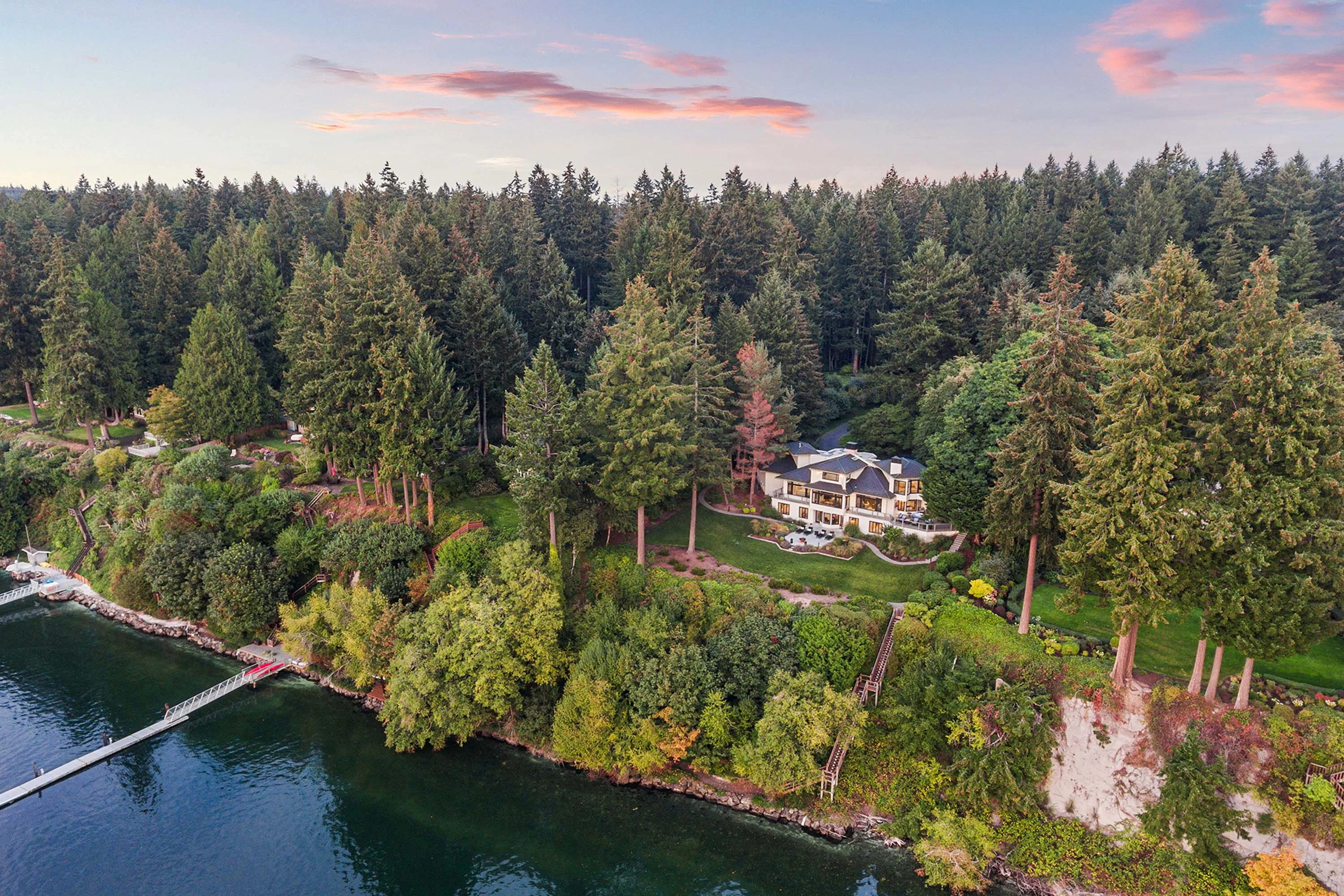 13389 Manzanita Road Northeast, Bainbridge Island, Washington | Luxury Real Estate | Concierge Auctions