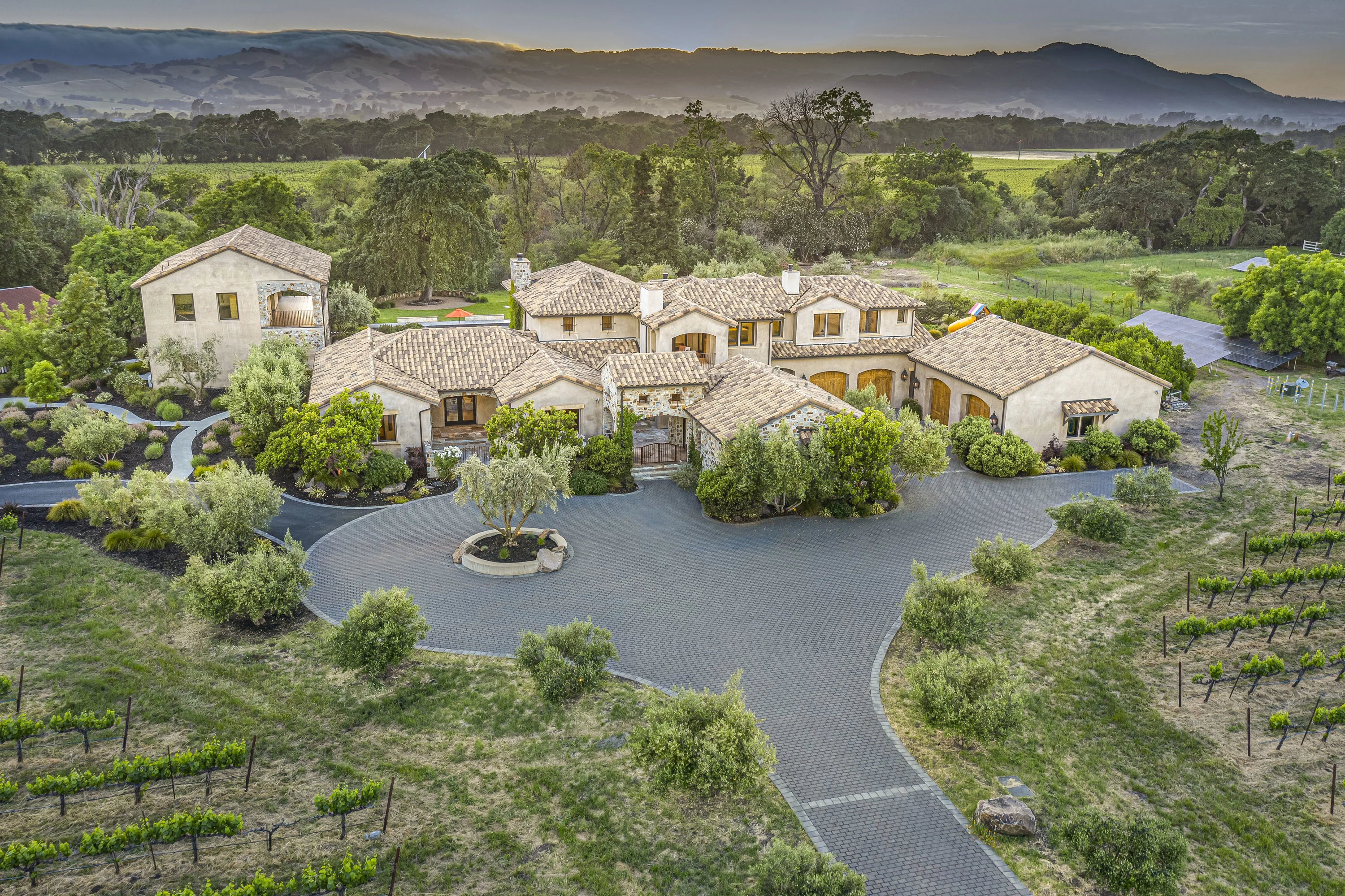 21001 Broadway | Sonoma, California | Luxury Real Estate | Concierge Auctions