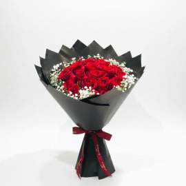 red-royale-bouquet