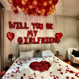 Girlfriend Proposal Room