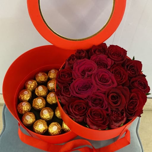 Trendy Red Round Box