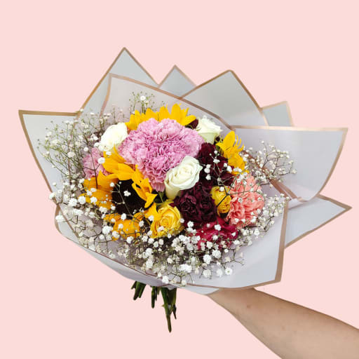 Exquisite Mixed Flowers Bouquet