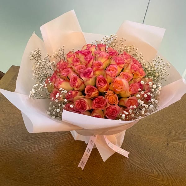 Bouquet of 50 Pink Roses with Baby's Breath