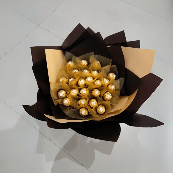 chocolate bouquet up view