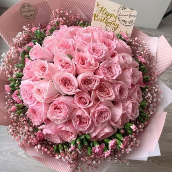 Elegant Pink Rose Birthday Bouquet