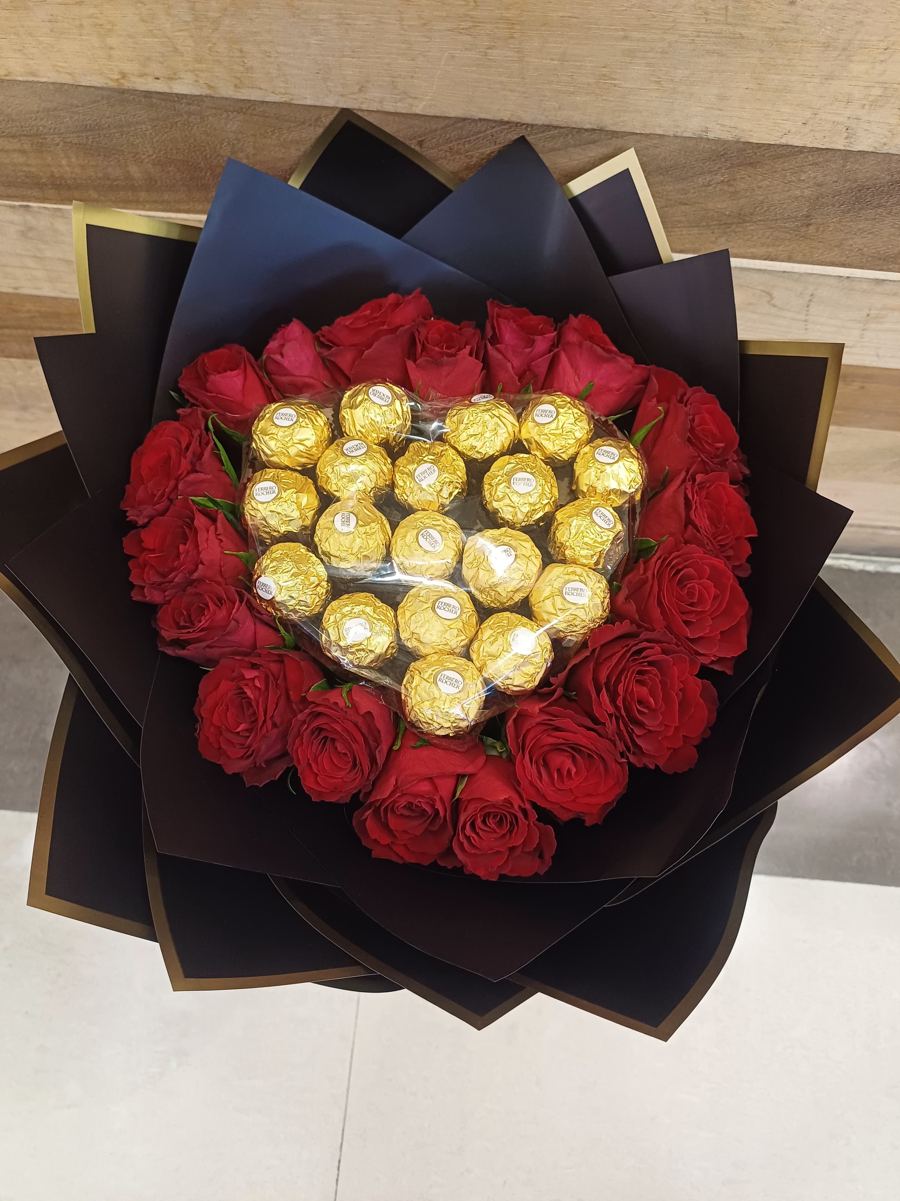 Rose with Ferrero Rocher Chocolates Bouquet | Flower Bouquet