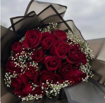 red rose bouquet