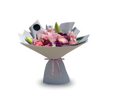 Bloom flower bouquet