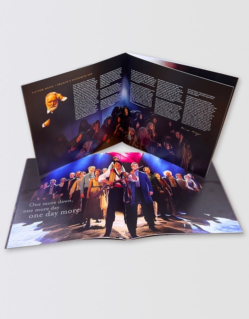 LONDON Souvenir Brochure