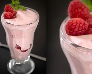 Raspberry Romanoff (efterrätt)