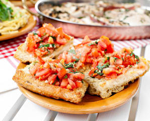 Varm tomatbruschetta (förrätt)