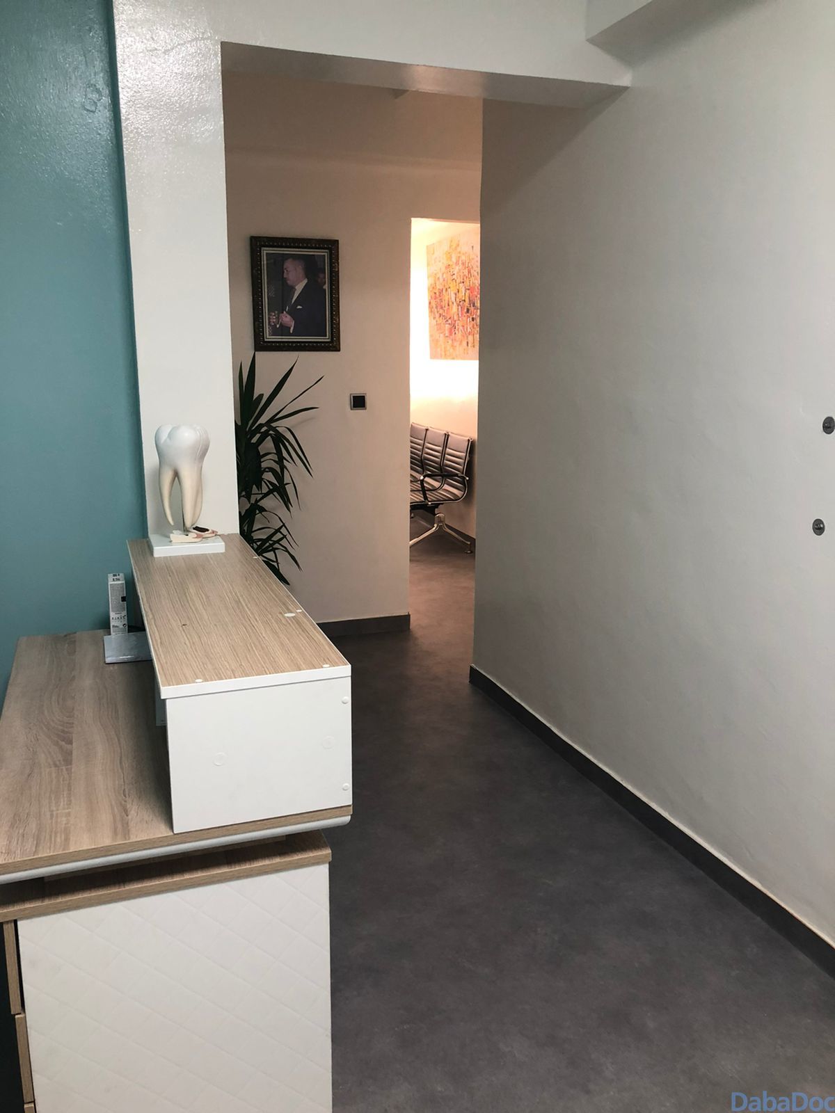 Dr Zaineb Cherif Dentiste, Orthodontiste, Endodontiste