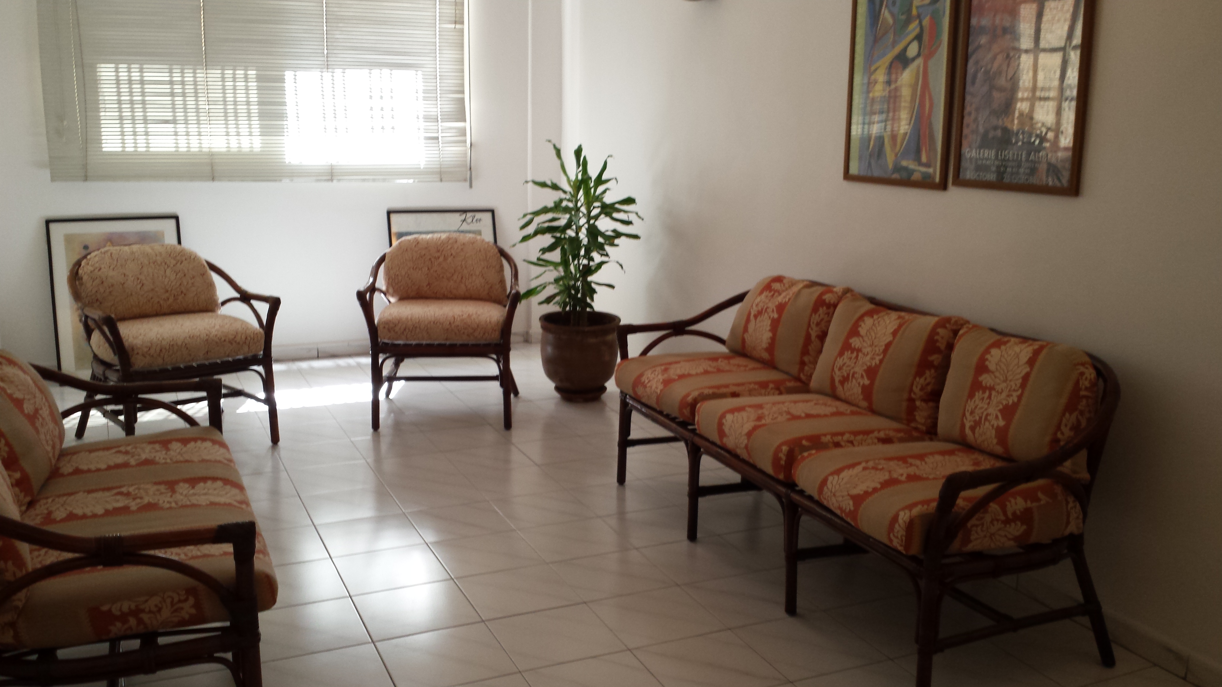 دكتور ادريس بنشقرون